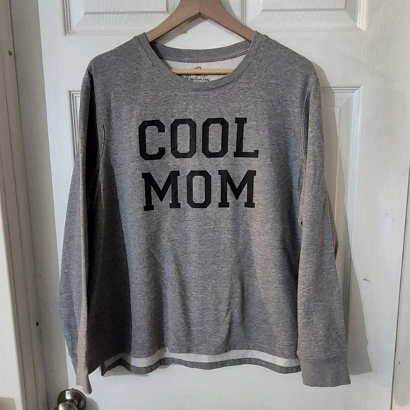 Women's Gray 'Cool Mom' Mean Girls Quote Sweatshirt Sz XL (16/18) - Picture 1 of 5